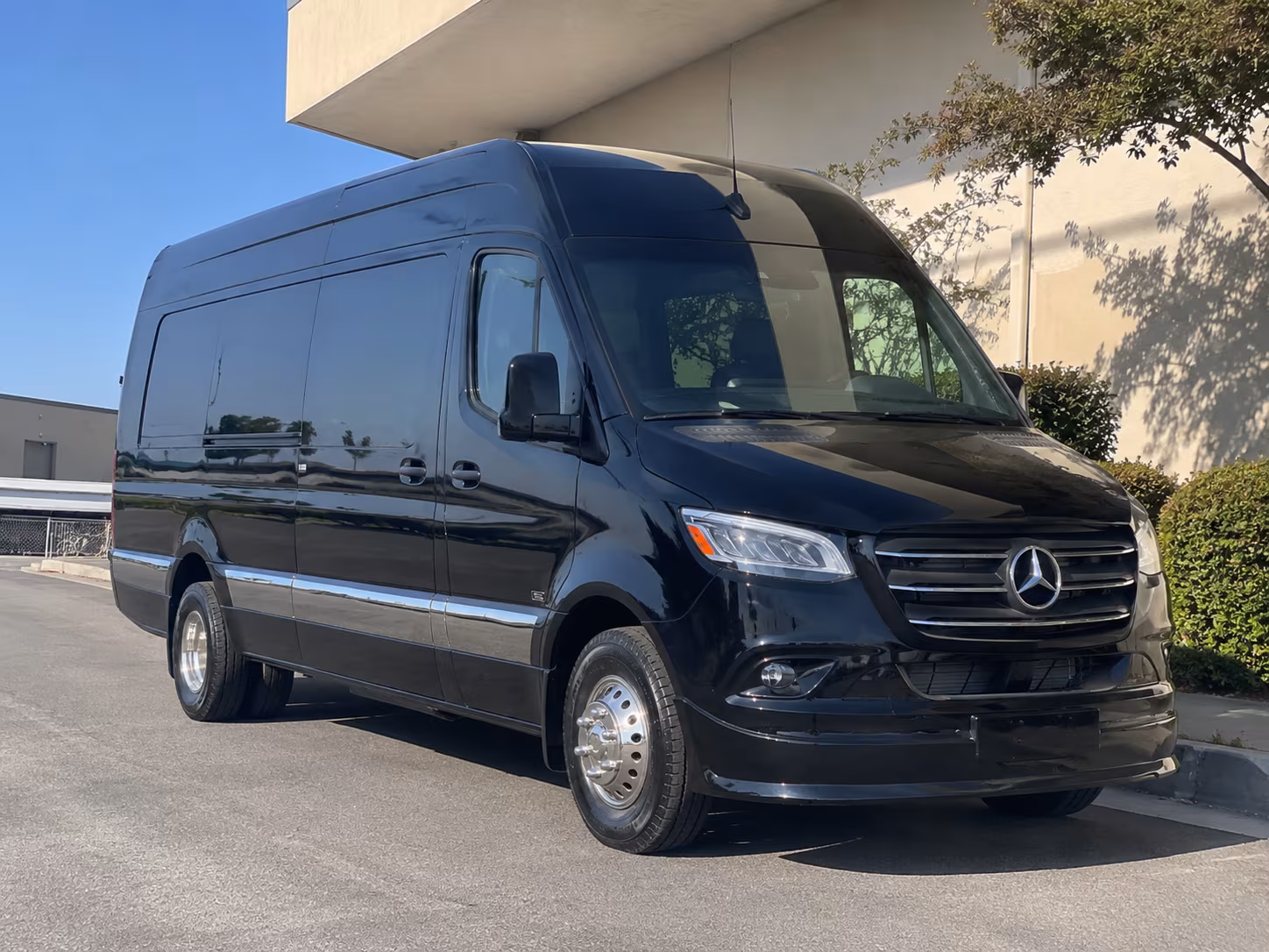 Avondale School Event & Field Trip Transportation